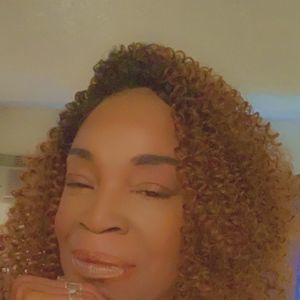 Meet your Posher, Robin l